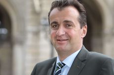 Portrait: Alfred Hoch